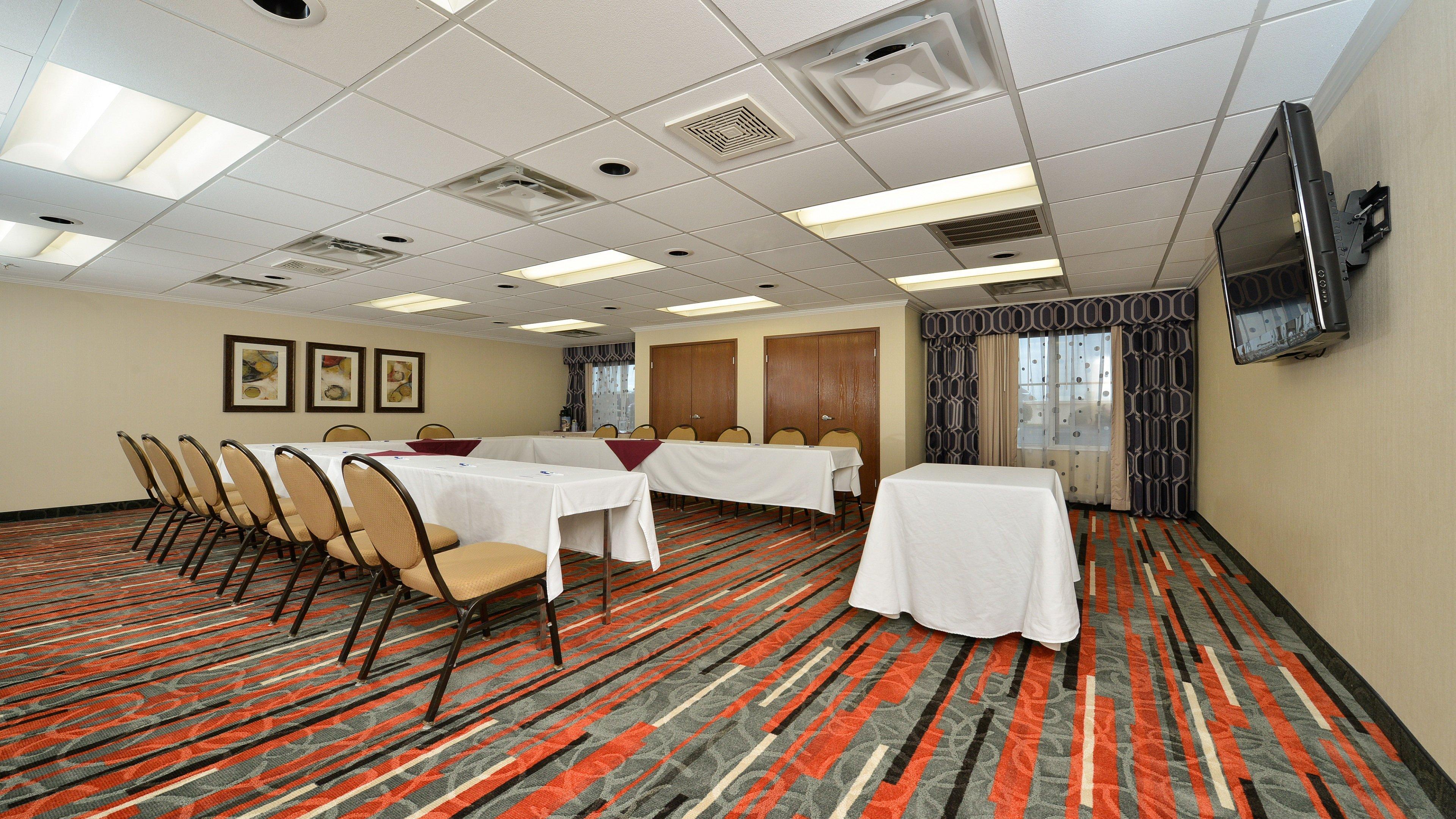 Holiday Inn Express Boston-Milford By Ihg Buitenkant foto