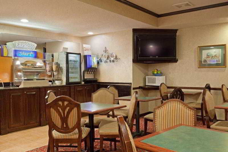 Holiday Inn Express Boston-Milford By Ihg Restaurant foto